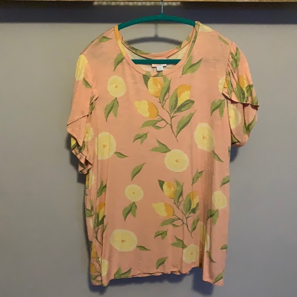 Tulip sleeve top